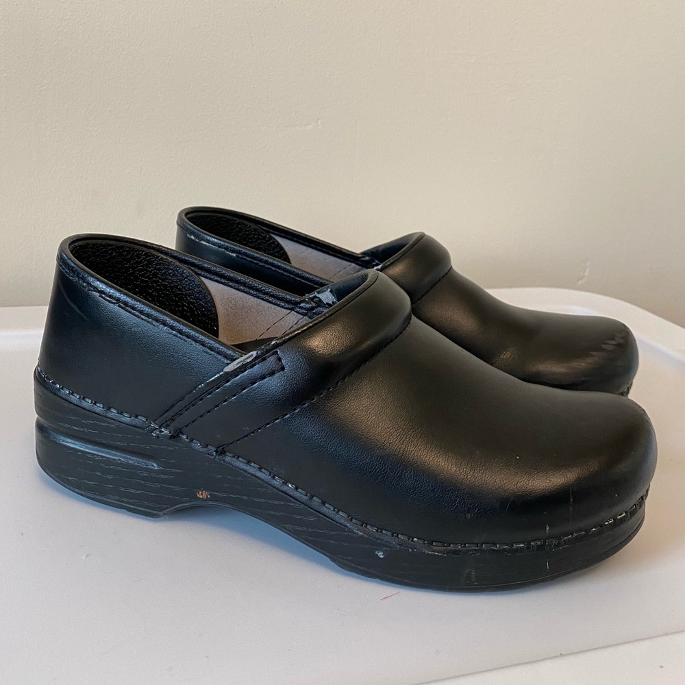 Dansko Professional Clogs - Picture 2 of 11
